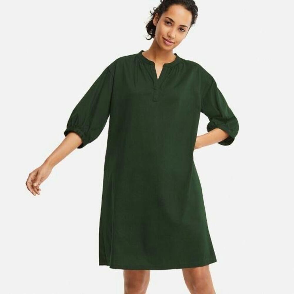 Uniqlo gathered 3/4 sleeve dress  forest green size small